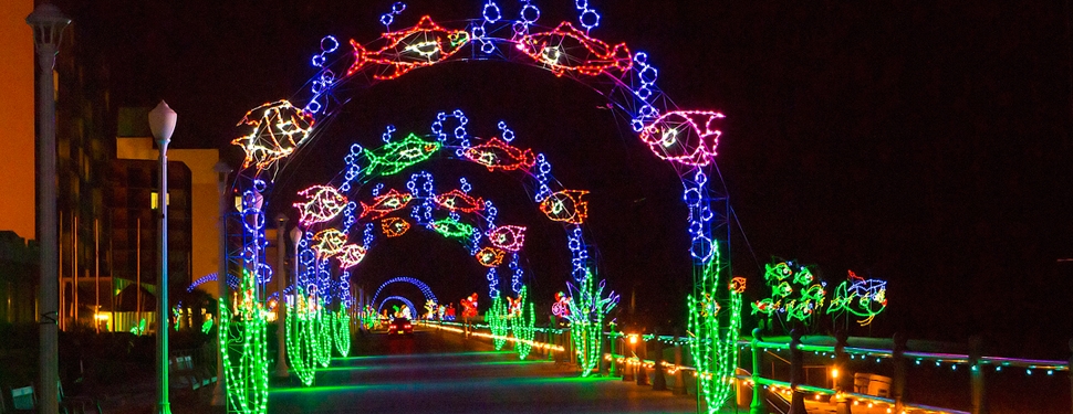 Holiday Lights Merry Mile Virginia Beach